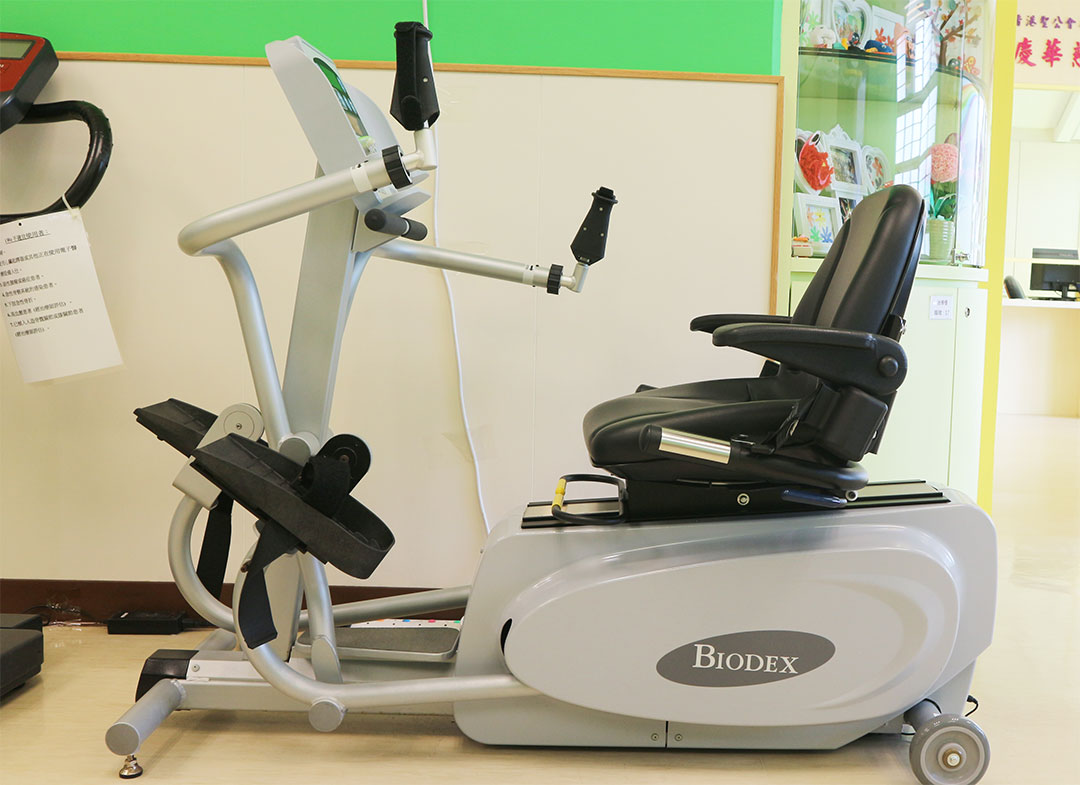 捐贈復(fù)康器材