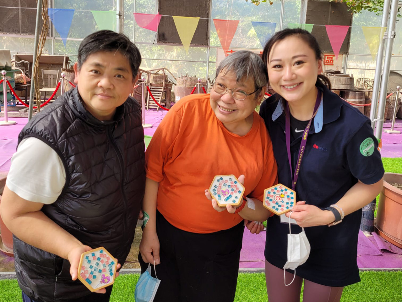 陪同“圣公會(huì)麥理浩夫人中心”長(zhǎng)者旅行游玩