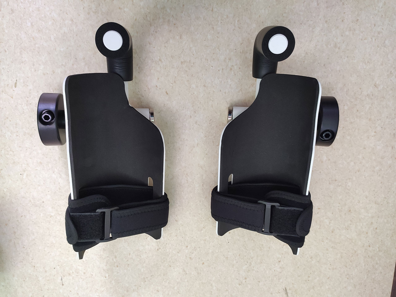 再向麥理浩夫人中心捐贈(zèng)復(fù)康儀器材